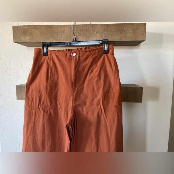 Good Luck Gem|Burnt Orange Rust cropped wide leg pants, stretchy waist•Large - Picture 3 of 14